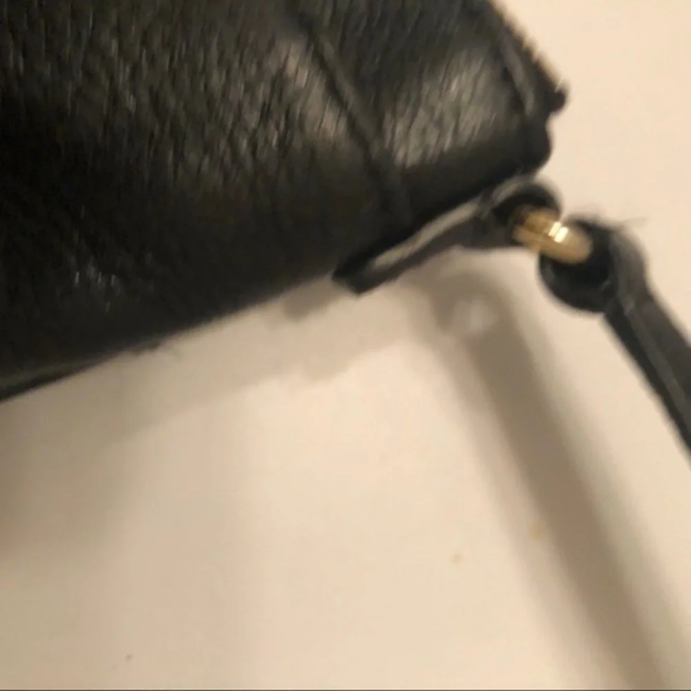 Michael kors black leather crossbody messenger bag